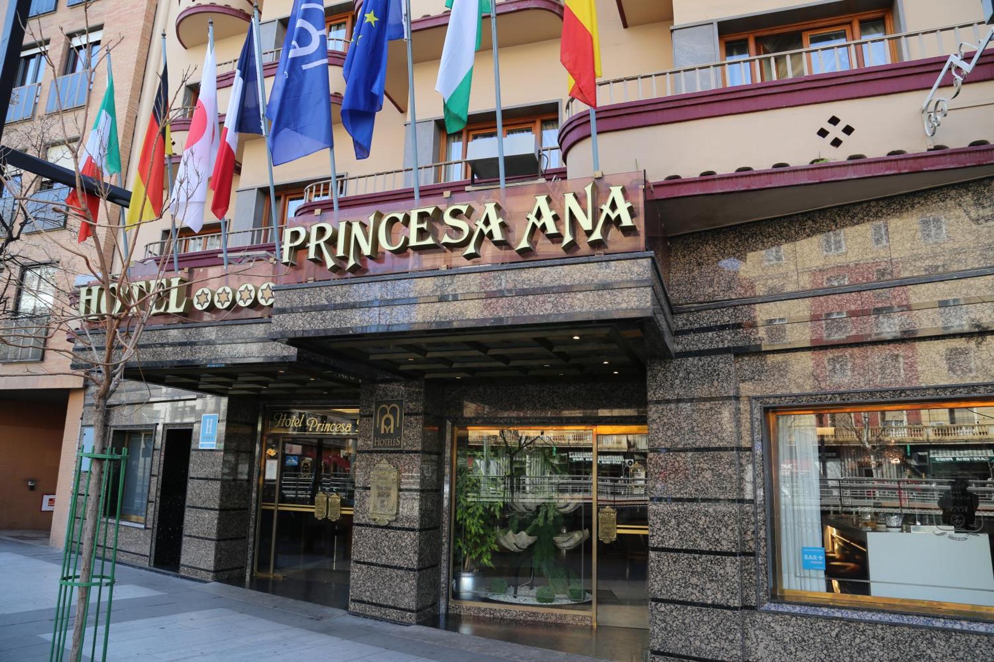Princesa Ana Гранада Екстериор снимка